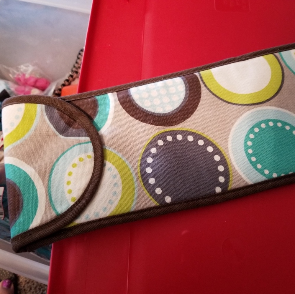 Thirty one flat iron case